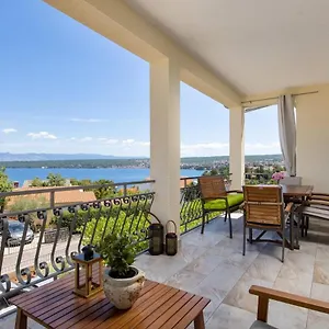 And Charming In Vantacici Apartment Malinska