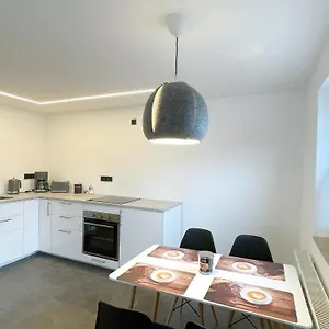 Apartment Uraha, Seukendorf